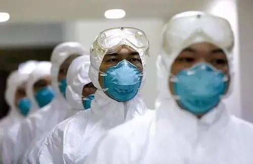 美国新冠肺炎超566万例，为何美国疫情控制不住