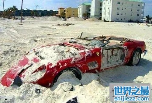 世界上最贵的车祸,损失高达数千万(14辆豪车相撞)