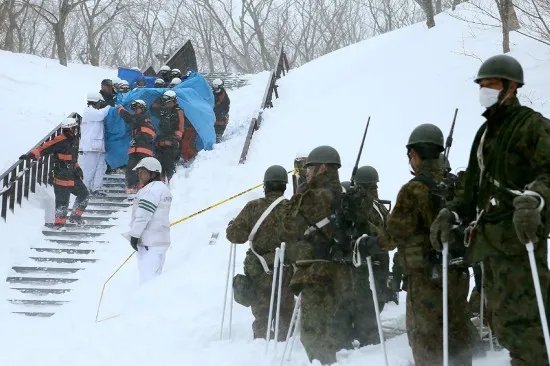 日本滑雪场雪崩有人员伤亡吗？