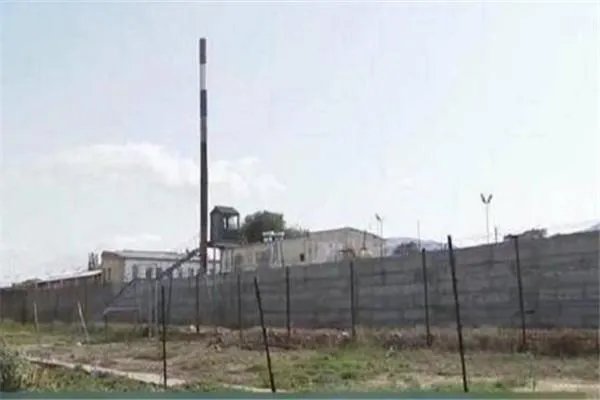 俄6名罪犯用勺子挖隧道越狱，他们越狱成功了吗？
