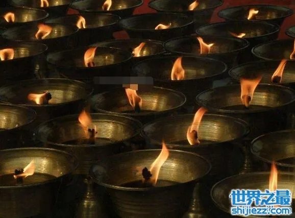 古代墓室长明灯的工作原理,其实是很简单的燃烧原理