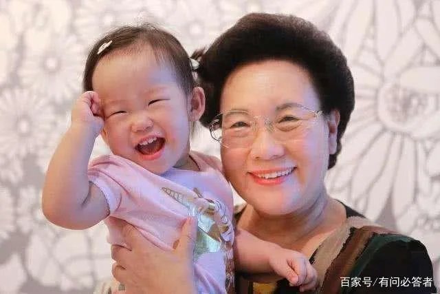 伊能静秒删发文,否认易立竞风波,她是跟风道歉吗?