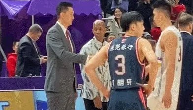 杜峰马布里冲突原因曝光!是杜峰没风度,还是马布里太较真?