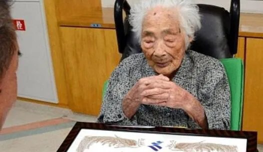 全球最长寿老人年龄达117岁260天是怎么回事 老人:目标120岁