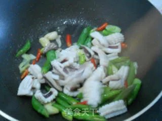 爆炒鱿鱼