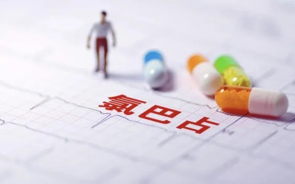 “救命药”国产氯巴占正式上市,84元一盒,氯巴占为什么是救命的良药?