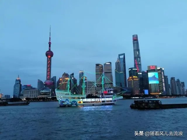 上海旅游住哪里比较方便?