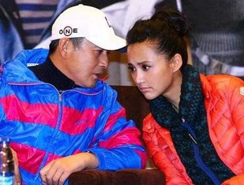 张歆艺第一任丈夫是谁:张歆艺感情史婚史介绍