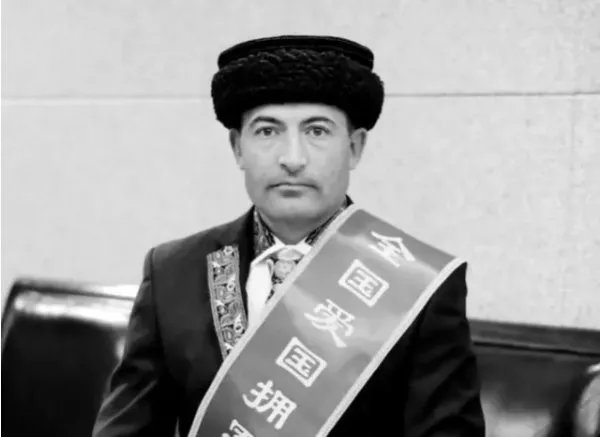 全国劳模救落水儿童不幸遇难,这样的行为值得学习吗?