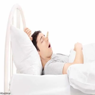 睡觉磨牙是什么情况