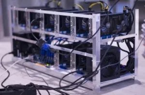 矿机巨头董事长举报百亿牛股造假,此次举报的相关问题是否属实?
