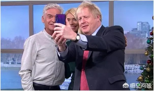 报道称英国首相在早间节目上为华为打广告？到底是怎么一回事？