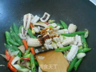 爆炒鱿鱼