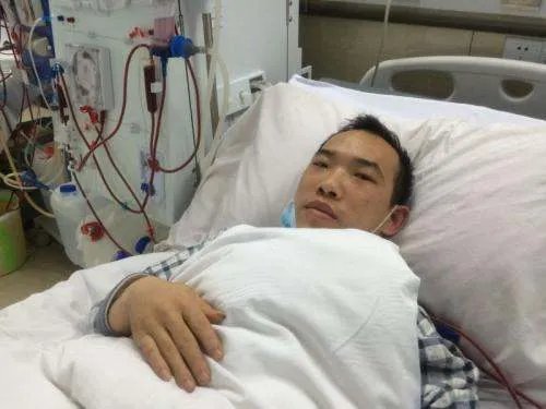 小伙每天喝3瓶可乐患尿毒症晚期，为啥有些人天天喝也没事？