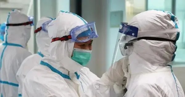 上海阳性检出率逐步下降，这波疫情何时才能结束？