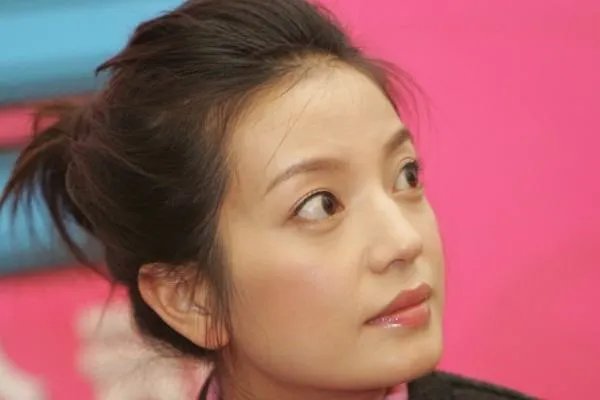 赵薇为什么和黄晓明的关系这么好?