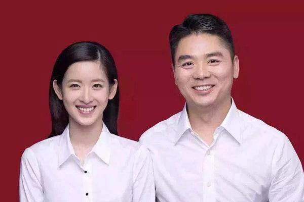 网传章泽天和刘强东已离婚,是否确有此事?