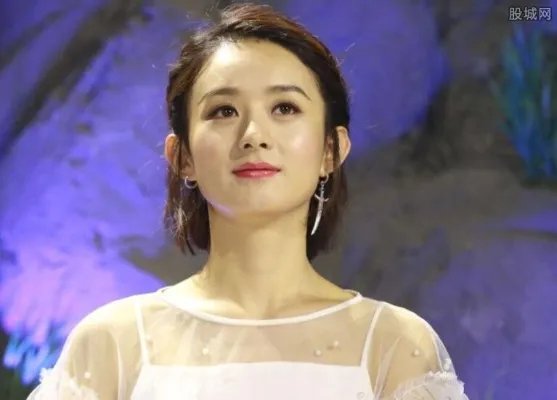 赵丽颖陪酒当外围女 这么离谱的事是谁在中伤