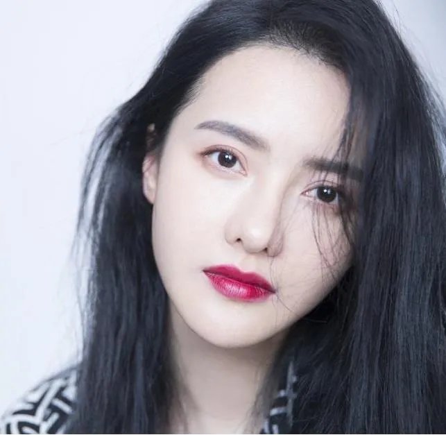 金瀚张芷溪怎么认识的：张芷溪个人资料图片