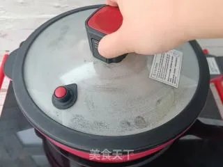 酱肘子