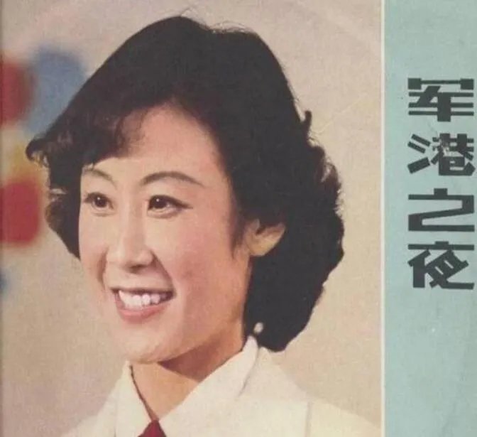 苏小明是苏振华的女儿吗 苏小明杨烁是什么关系