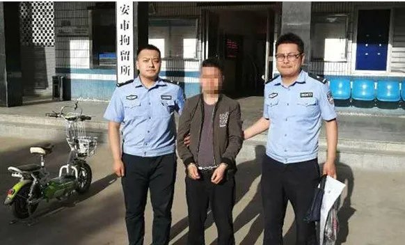首例上榜铁路失信名单的人是谁？