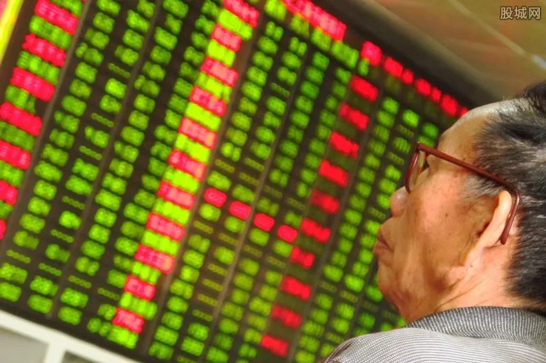 腾讯两天涨1500亿 马化腾因此成中国首富了？