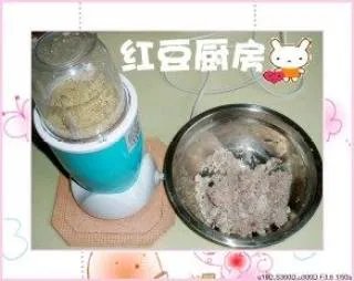 芝麻菱角糕