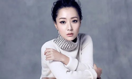 宁静看到白冰齐刘海的反应,这个发型真的不适合她吗?