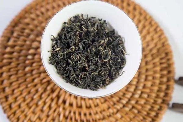 蒲公英泡水喝竟有6个害处