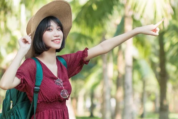 男人看女人的第一眼是身材还是脸蛋？