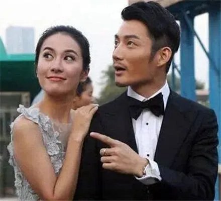 叶璇男友小默照片十分帅气 其是真被下降头了？