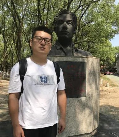 父亲因公殉职，儿子考入父亲母校！其子为何选择这所学校？