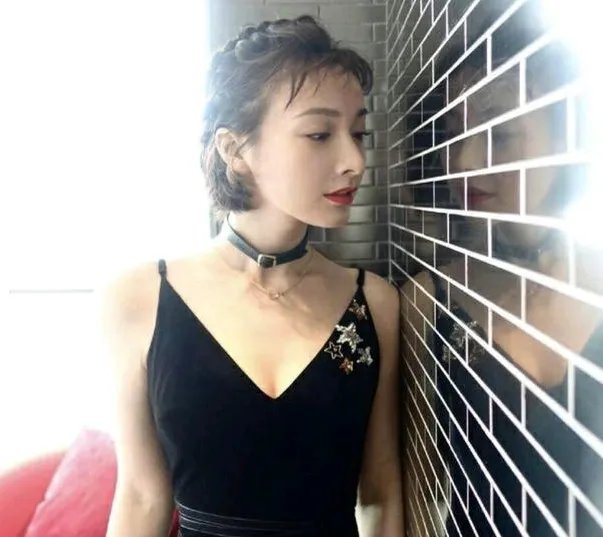 潘玮柏送吴昕项链的寓意是什么?