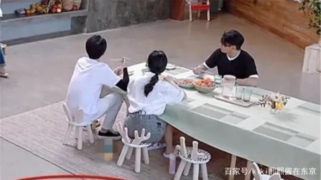 郑爽问吴奇隆二胎计划,吴奇隆回答透露家中地位,刘诗诗的地位如何?