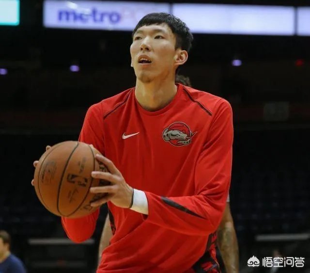 周琦连续在毒蛇队砍下20 + 数据,是否已经具备冲击NBA的能力了呢?