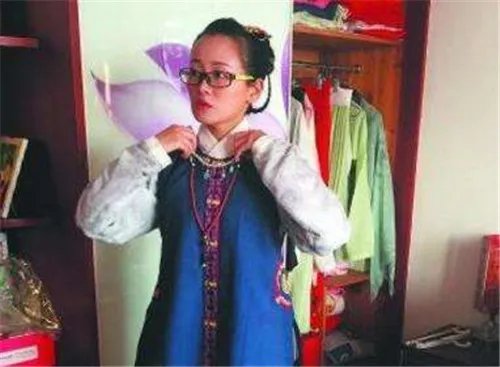 女子穿五年汉服上下班 回头率100%,被路人喊“仙女”!