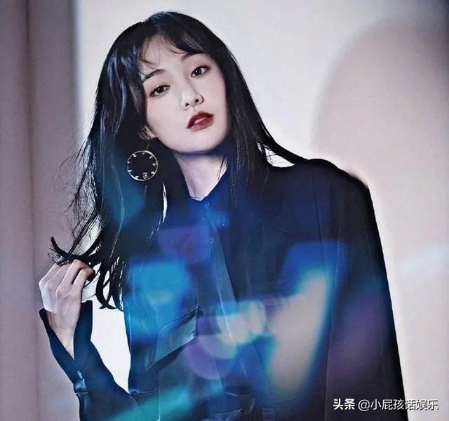 凭借偶像剧走红的郑爽说自己不想演偶像剧,对此你怎么看?