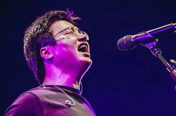 十大最受欢迎民谣歌手排行榜:赵雷上榜,第四最为出名