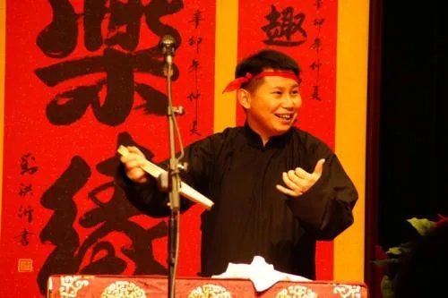 李菁何云伟现状闹翻是真吗 李菁与何云伟为什么决裂分开原因