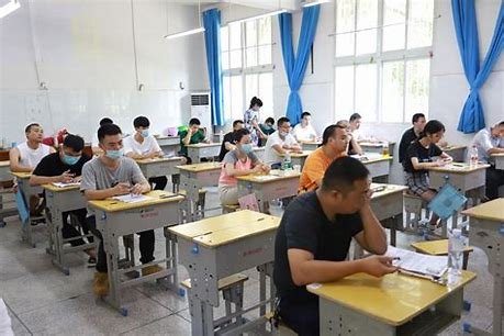 2023全国卫生专业技术资格考试报名时间