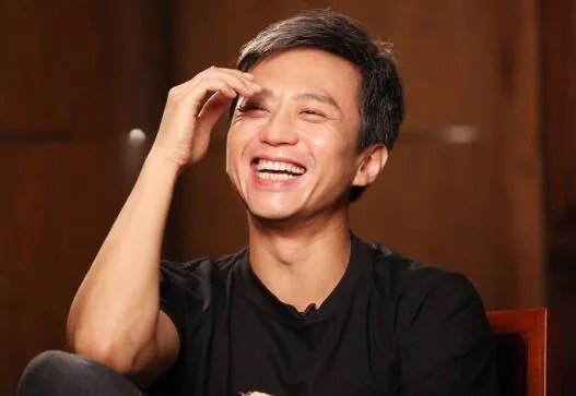 邓超好像孙俪的保镖是怎么回事 邓超为什么好像孙俪的保镖