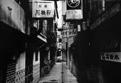 大家都看过哪些经典的摄影画册?