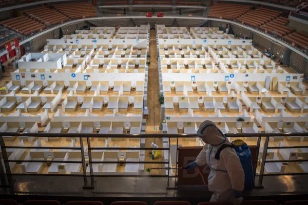 武汉江汉方舱医院彻底关了,这意味着什么?
