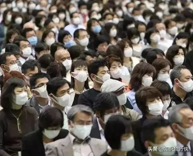 病毒出现变异！戴口罩能防住吗？