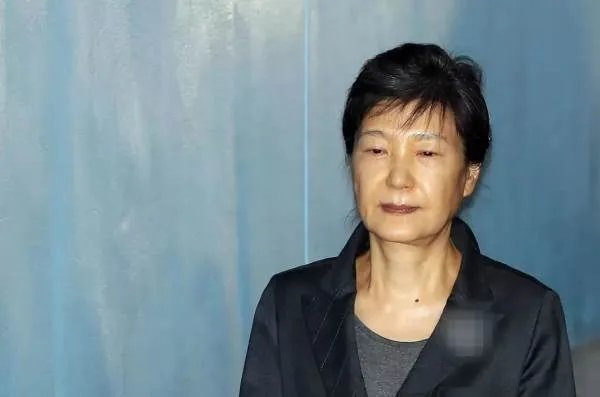 朴槿惠一审判决如何?