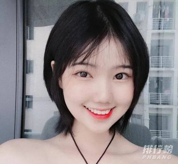 2020女生日系短发_女生日系少年感短发