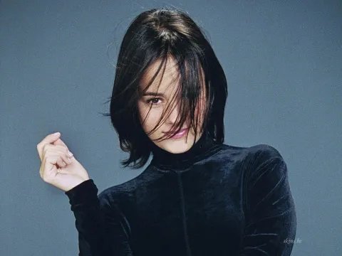 艾莉婕老公图片个人资料 美版小甜甜为赚奶粉钱急切复出？