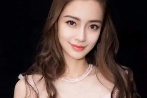 baby黄晓明被曝分居，你觉得俩人是否真像传闻所说离婚了？